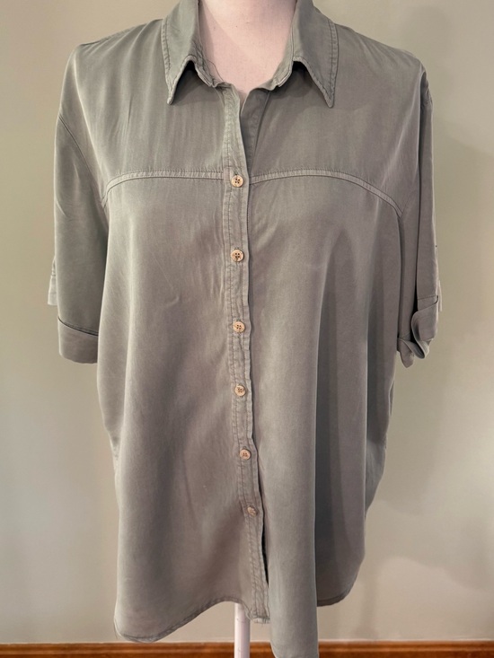 Jane and Delancey Tops - Jane and Delancey Relaxed Rayon and Tencel Blend Button-Down Shirt in Sage